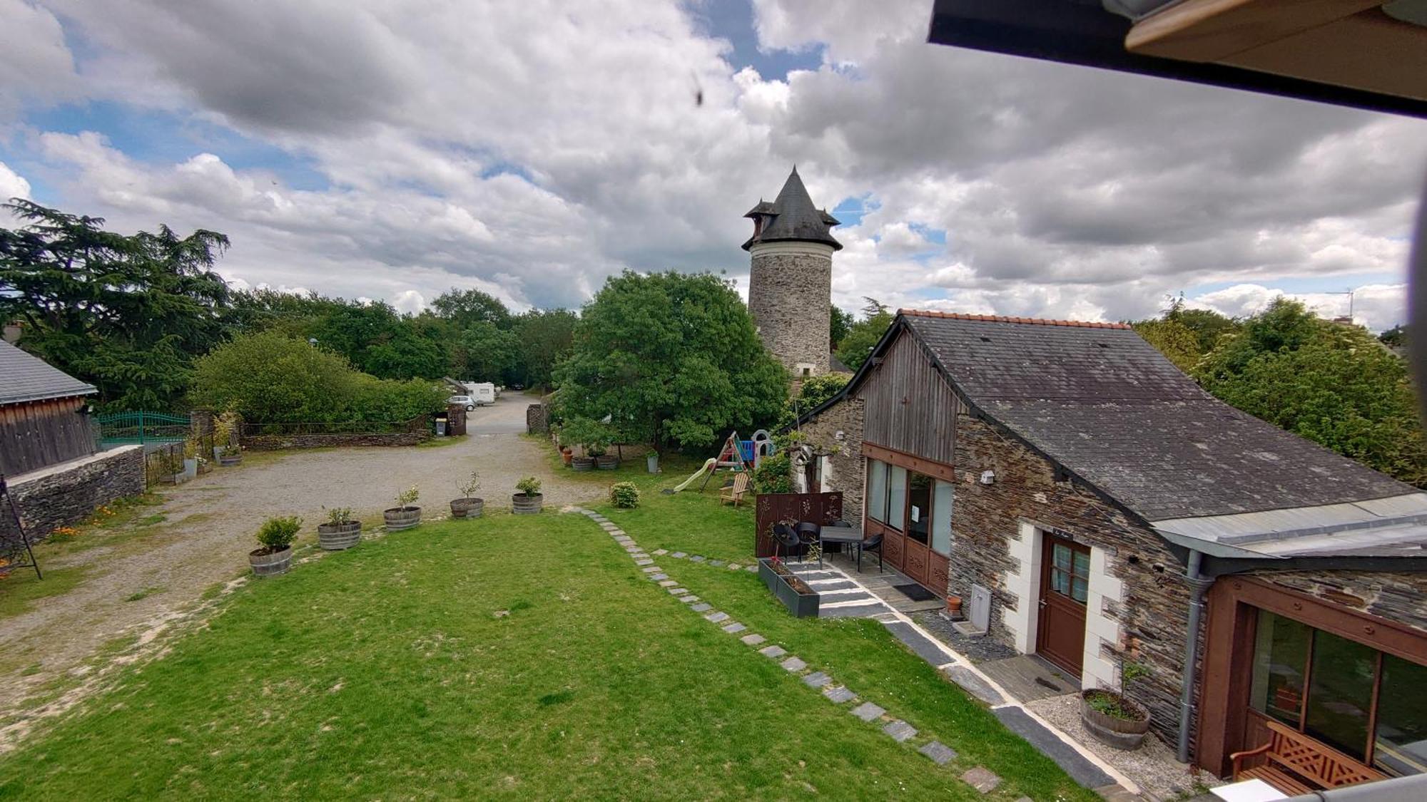 Les Chambres Du Meunier Juigne-sur-Loire Exterior photo